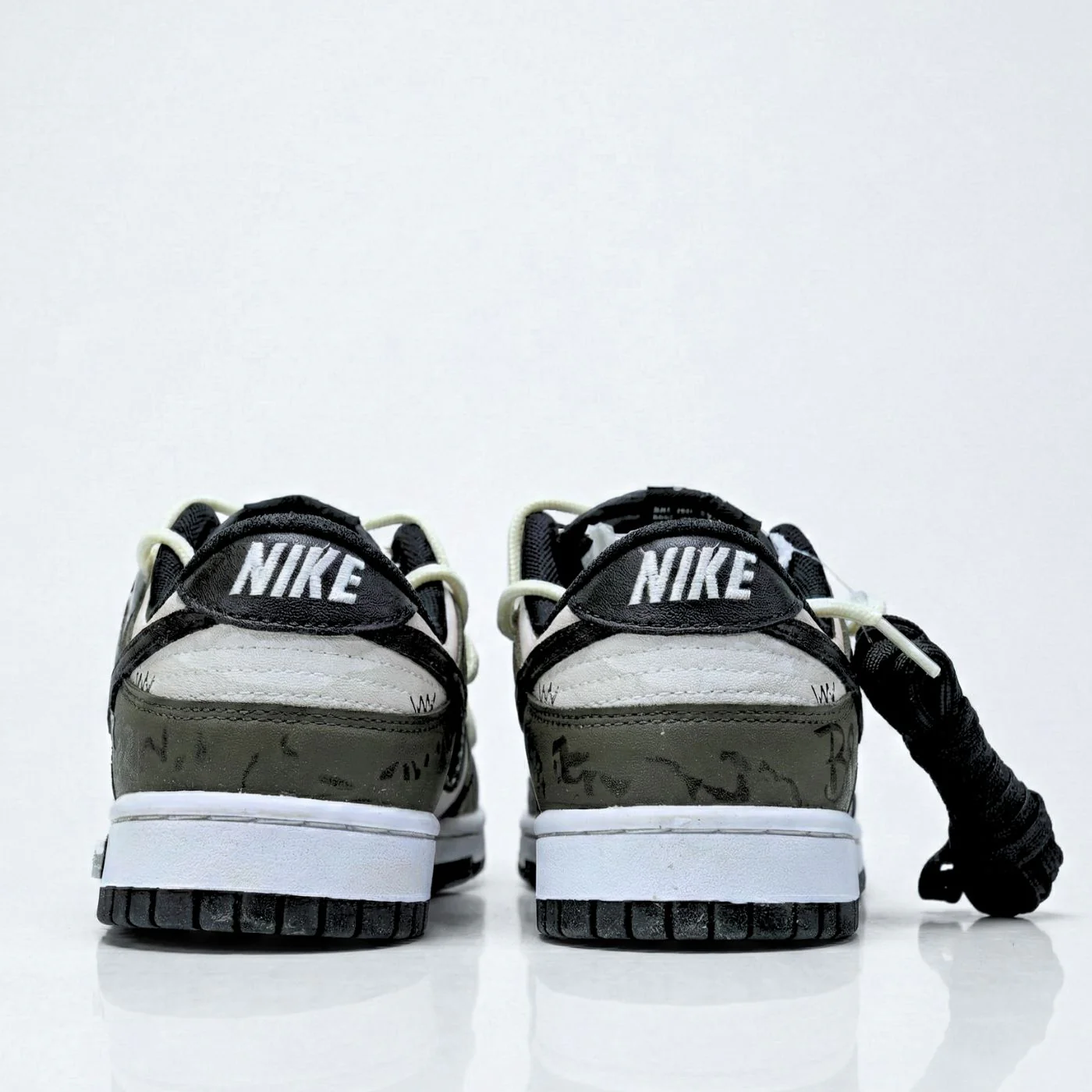 Kaws Bear Dunks Low - Image 5