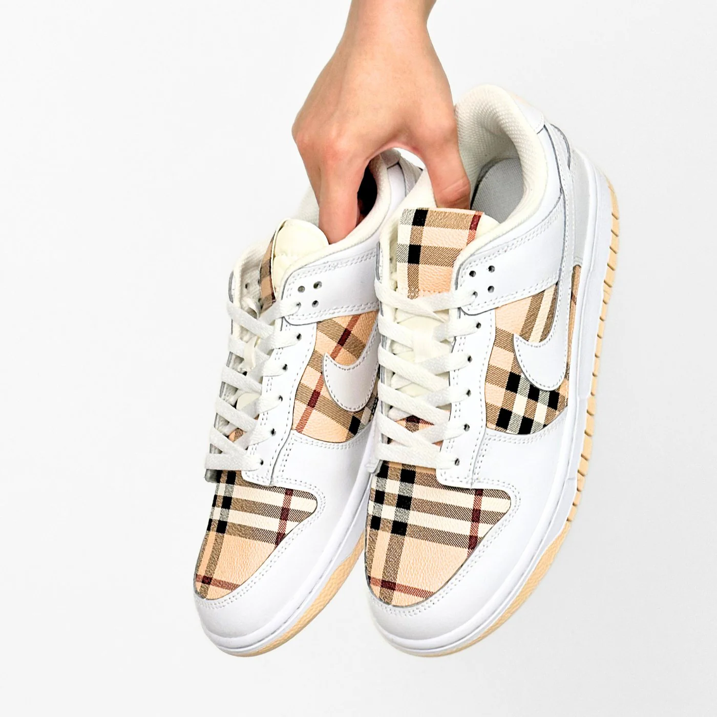 Premium Burberry Dunks Low - Image 5