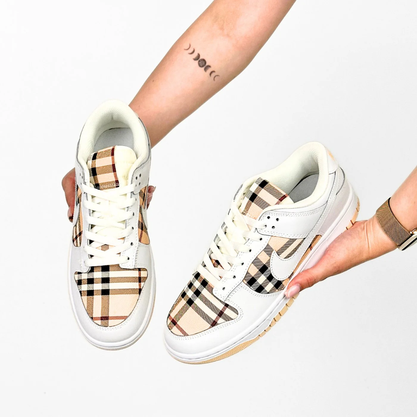 Premium Burberry Dunks Low - Image 6